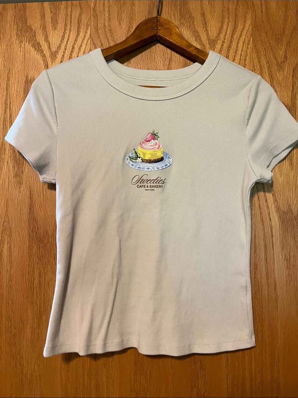 Old Navy Light Blue Ribbed Dessert Graphic Tee
